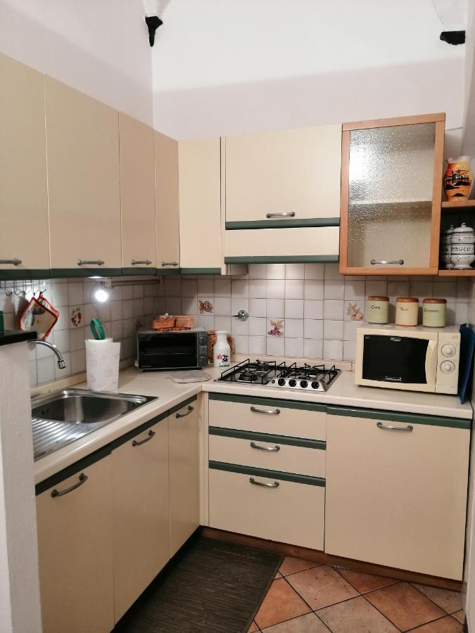 Casa Nives Apartment Imperia Bagian luar foto