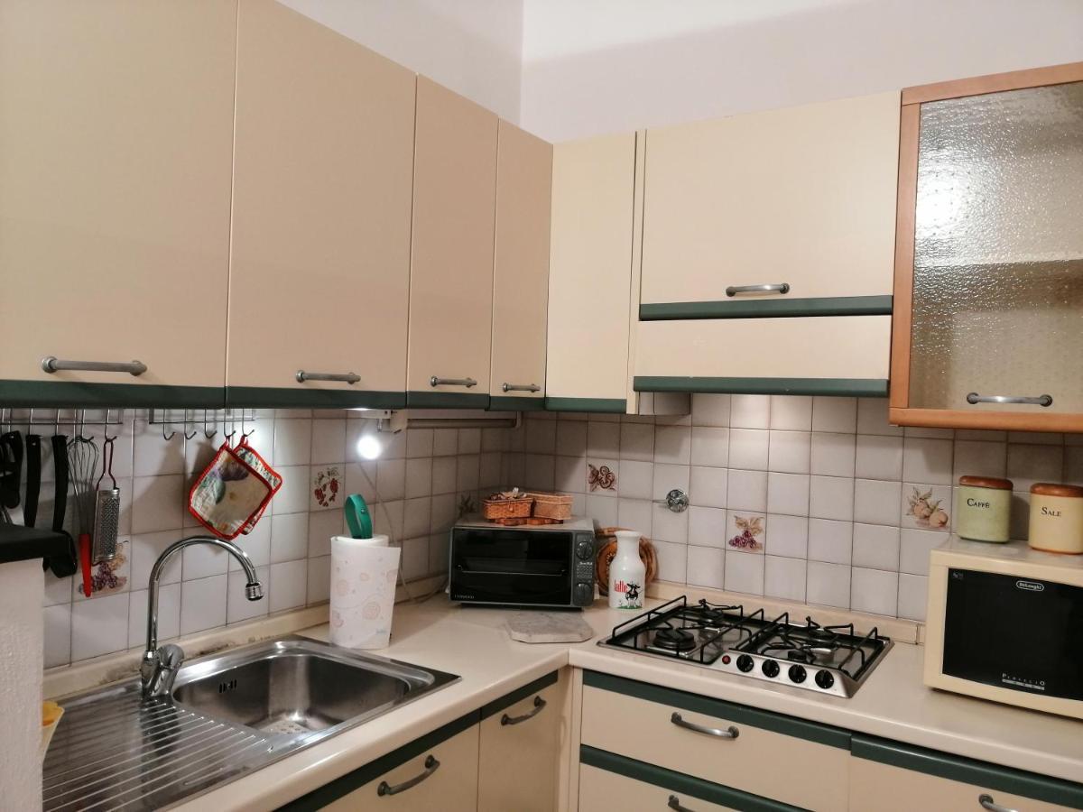 Casa Nives Apartment Imperia Bagian luar foto